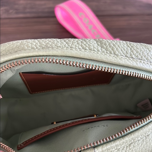 Coach Green Crossbody Bag - Picture 3 of 4